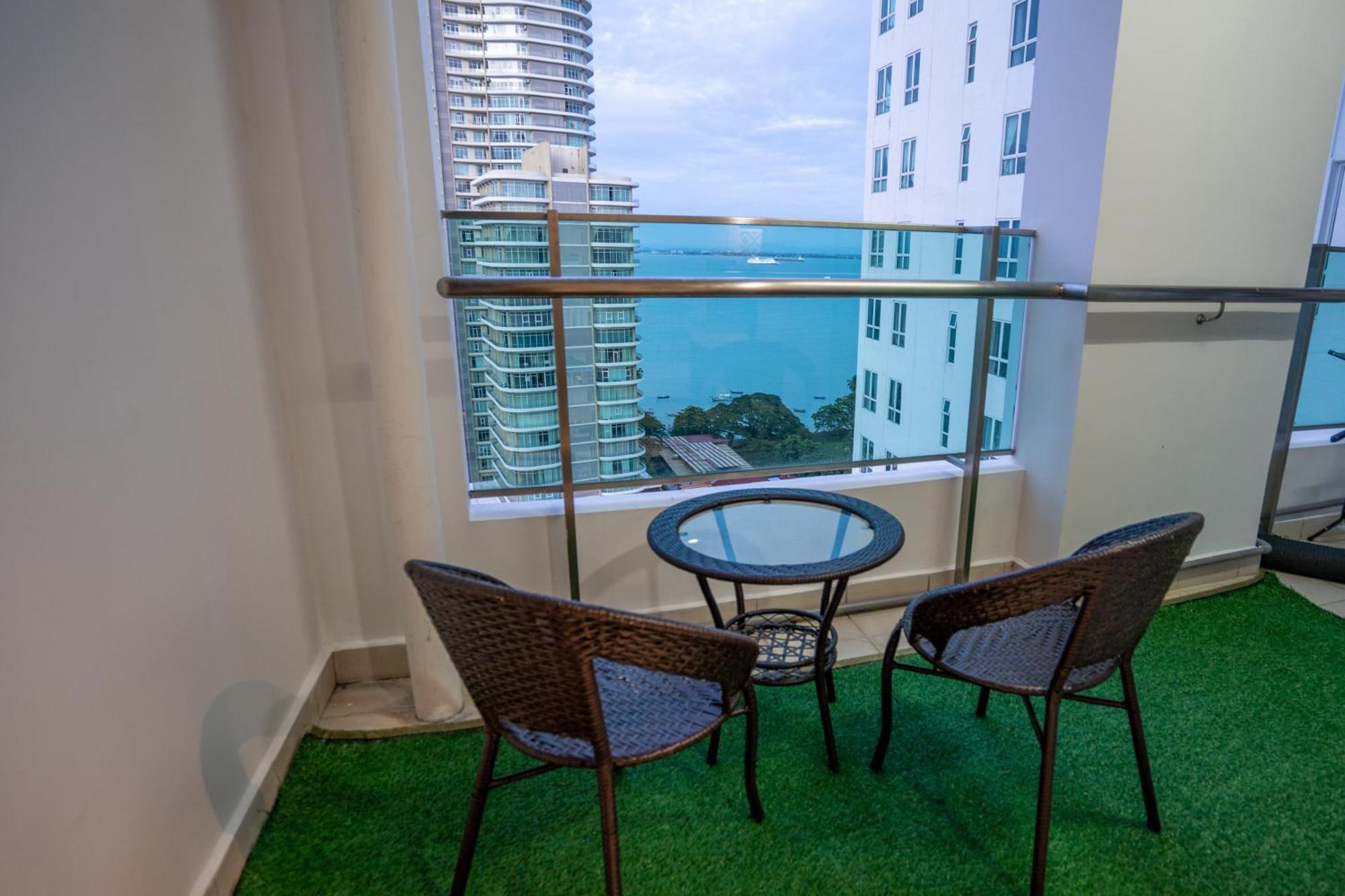 Seaview Mansion One Georgetownアパートメント エクステリア 写真